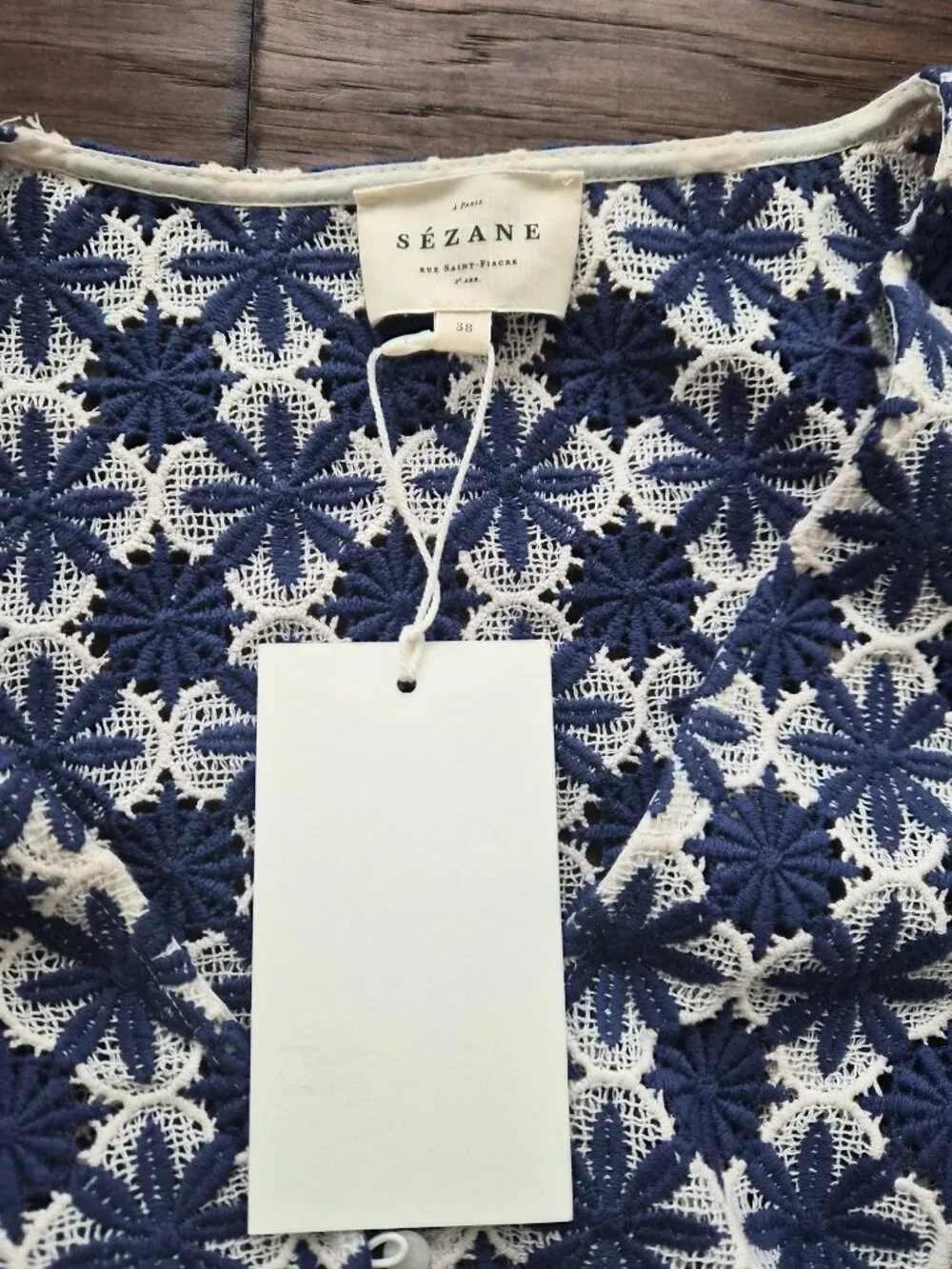 *NWT* [Sezane] Emma Embroidered Blouse, Size 38/6 - Picture 4 of 9